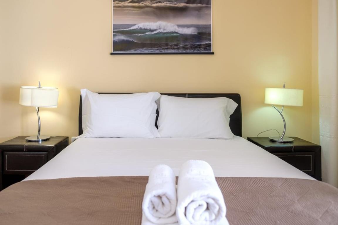 Guestready - Hikers Haven Hotell São Roque do Faial Exteriör bild